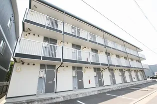 レオパレスレインボーロード【108号室】の外観