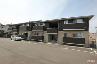 エタージュ【0105号室】の外観