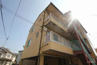 バグースJ【301号室】の外観