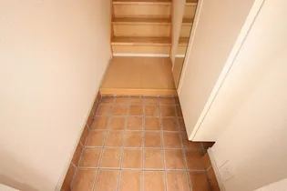 カーサフェリーチェC【202号室】の玄関