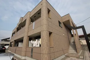 サンラヴィアン【0101号室】の外観