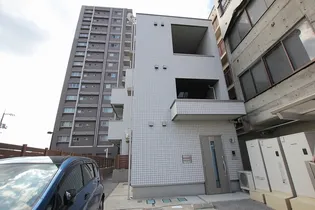 アルバーノ駅前大通り【0101号室】の外観