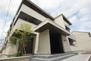 グランシャリオ東深津【0101号室】の外観