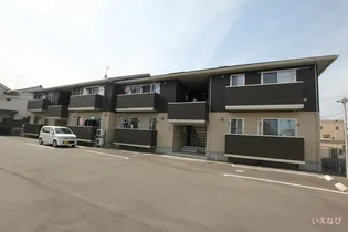 エタージュ【0203号室】の外観