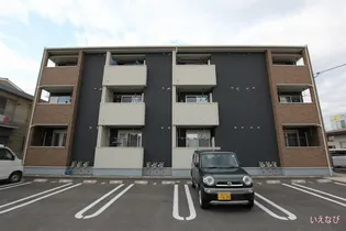 フランベル【0102号室】の外観