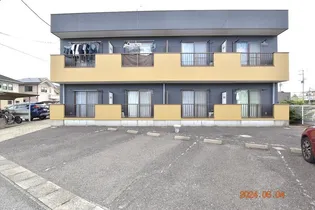 ヒルトップ宝石台の画像