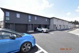 栃木県宇都宮市弥生2丁目15-6【テラスハウス】の外観