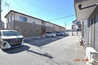 栃木県宇都宮市石井町3412-83【一戸建】の外観