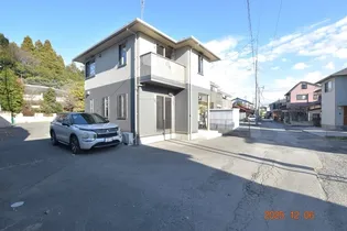 栃木県宇都宮市鶴田町2471-1【一戸建】の外観