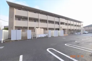 ロイヤルビュー【110号室】の外観