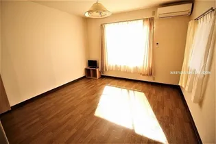 グリーンヒルズ【B101号室】の外観