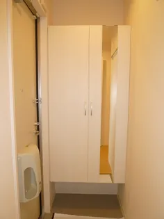 アルカンシェルB【202号室】の玄関