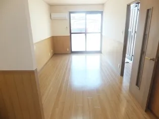 セジュール堂ノ沢【101号室】の居間