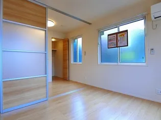 ヒルズ相染【101号室】の居間