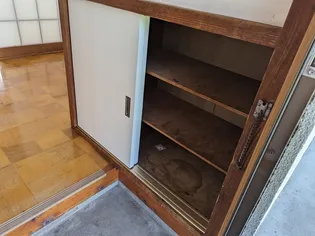 第2清風荘【5号室】の玄関