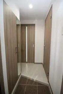 PLAISIR【301号室】の玄関