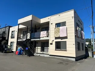 シティハイム川沿の外観