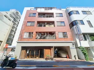 メゾン王城【203号室】の外観