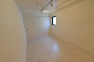 SPコート池袋【0205号室】の居間