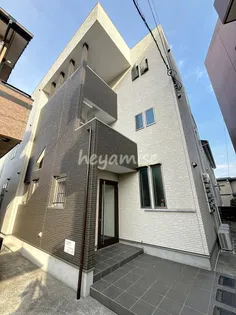 REGALEST 新大江【102号室】の外観