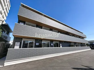 オーヴィラージュⅡ【105号室】の外観