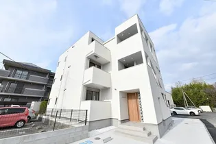 REGALESTセゾン【101号室】の外観