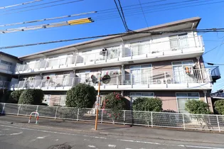 エントピアハウス【3階】の外観