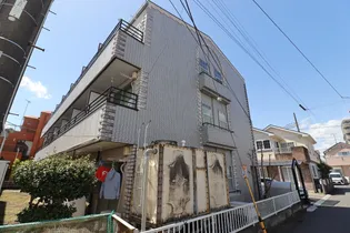 グリーンフィールド【3階】の外観