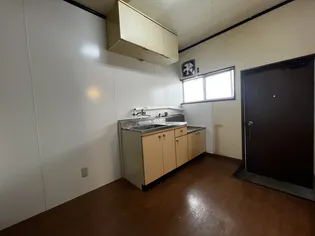 白楊荘【B15号室】の居間