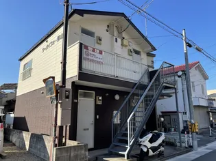 ツーバイフォー栗山【2階】の外観