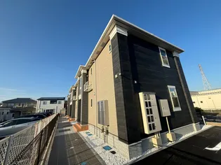 シャルマンヴィレッジC【2階】の外観