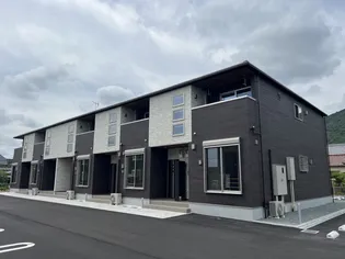 ハウオリエカヒ【1階】の外観