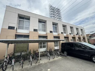 レオパレスストロベリーフィールズの画像