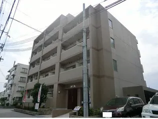 クリーモア クラの画像