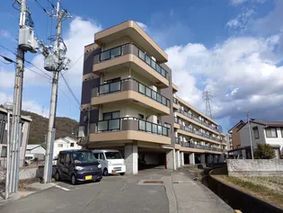 ベアード水上【3階】の外観