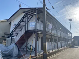 中屋荘の画像