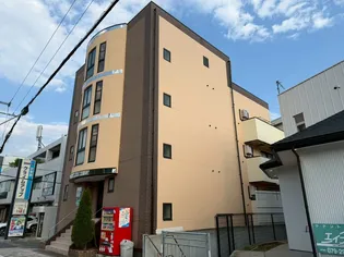 ペルル学園通りの画像