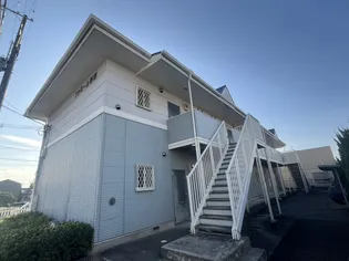 ファミール蓼野【2階】の外観