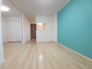 レーヴ フルリールⅢの画像