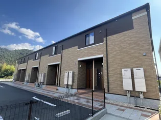 サンリット・ヴィラ【1階】の外観