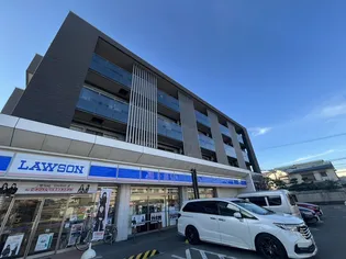 ベルフラワー嵐山【3階】の外観