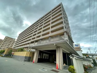 エイジングコート姫路【4階】の外観