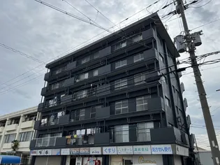 オリエンタルマンション【6階】の外観