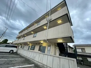 コーポ益三【3階】の外観