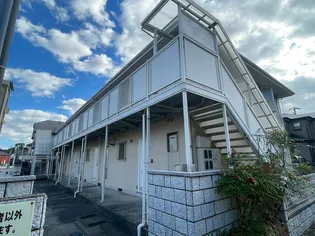 ジーゼットハイツ【1階】の外観