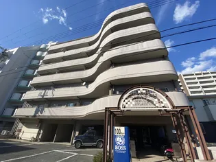 シャトー三木【3階】の外観