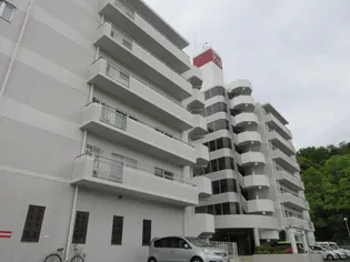 ロワイヤル北八代【1階】の外観