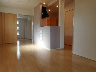 ワイズコンブリオⅥの画像