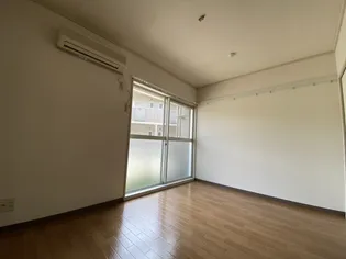 ヴィラ カメリア【2階】の外観