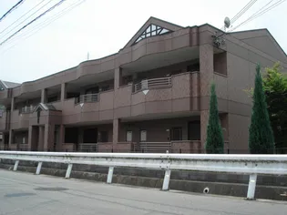 アルカディアA棟【1階】の外観